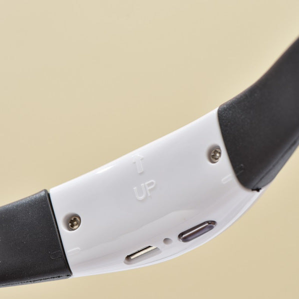 Laser Cat Toy Collar – Interactive Play for Endless Fun